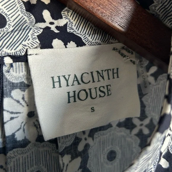 Tuckernuck Hyacinth House Geo Gigi Blouse 100% cotton size small - Picture 2 of 10